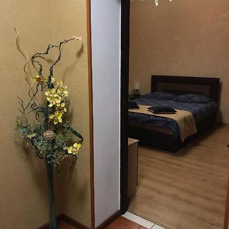 Rent Apartment In The Center Of Czernihów Zewnętrze zdjęcie